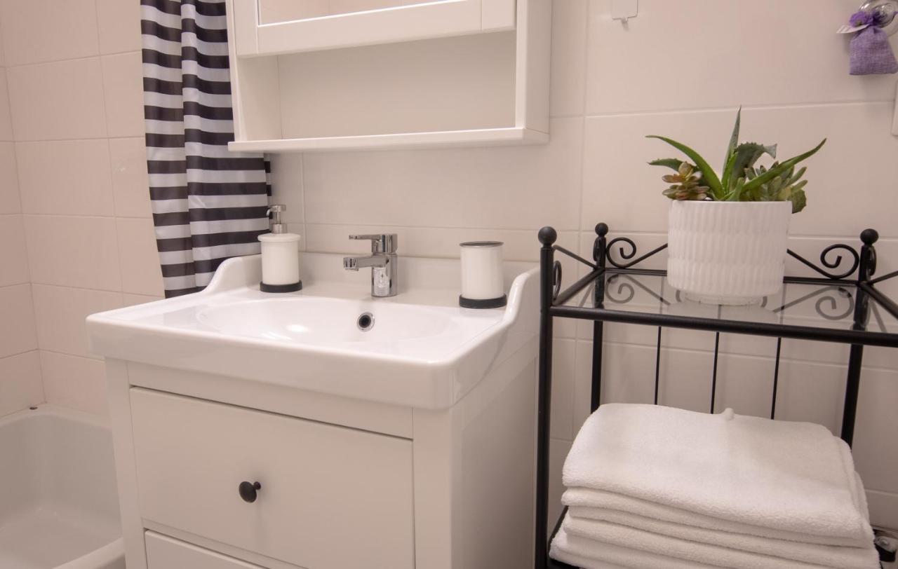 Apartman Grepo Makarska Esterno foto
