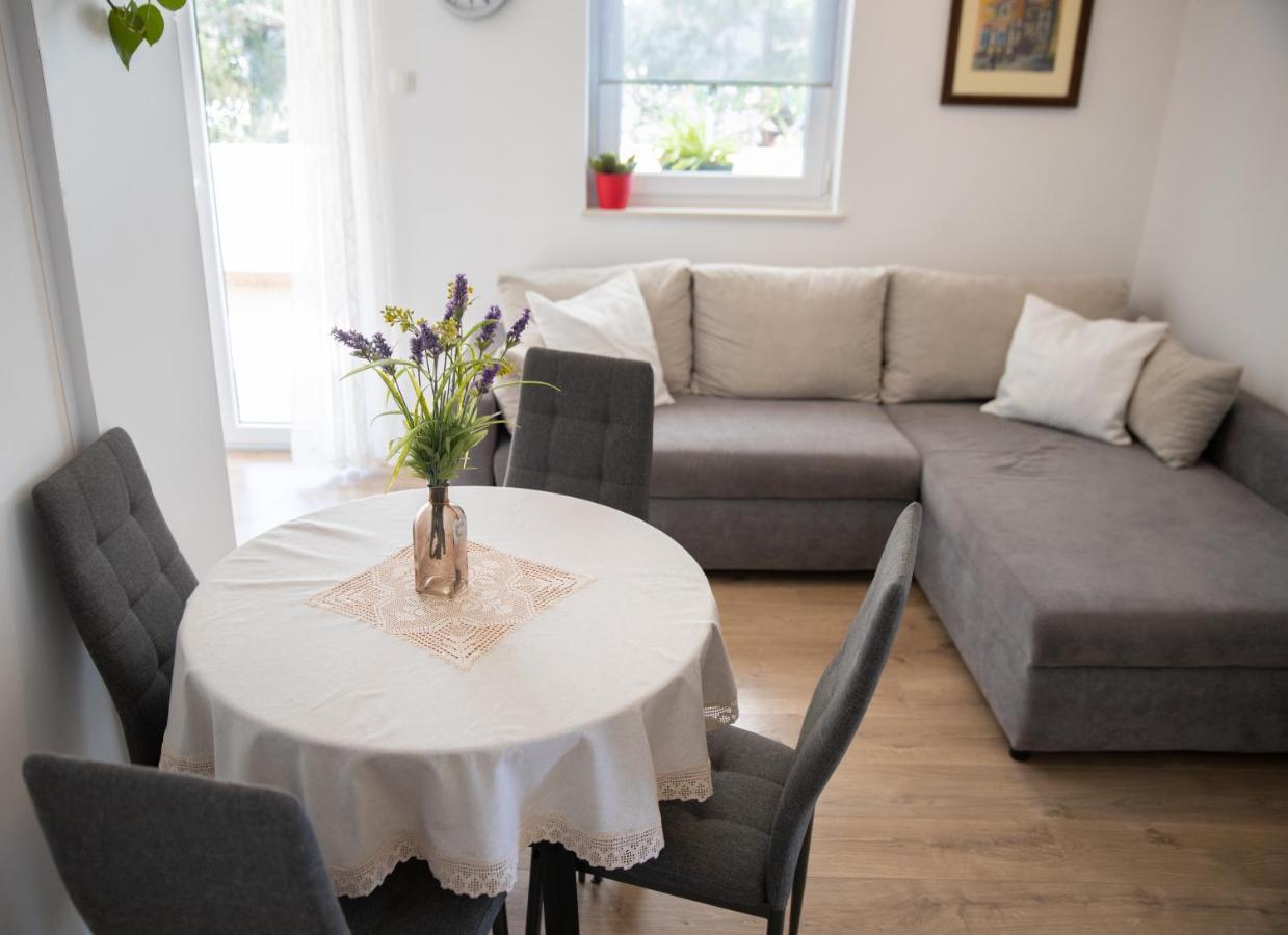 Apartman Grepo Makarska Esterno foto